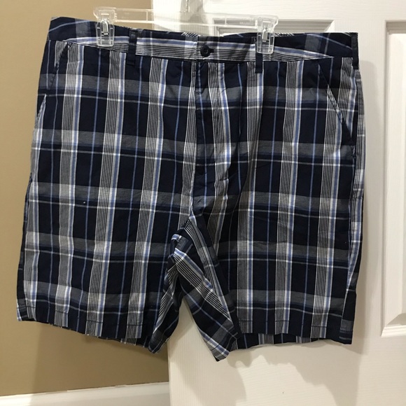 NWT - Men’s Plaid Shorts - Picture 1 of 7